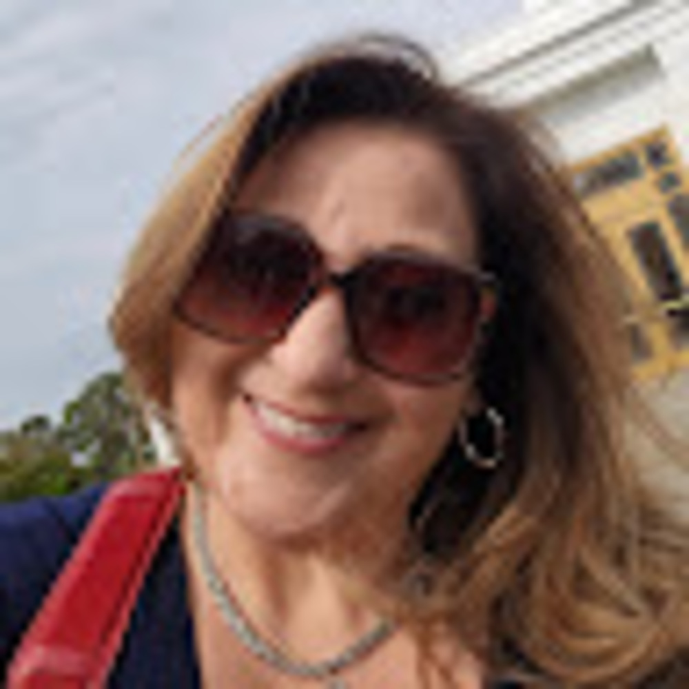 Meet your Posher, Deborah